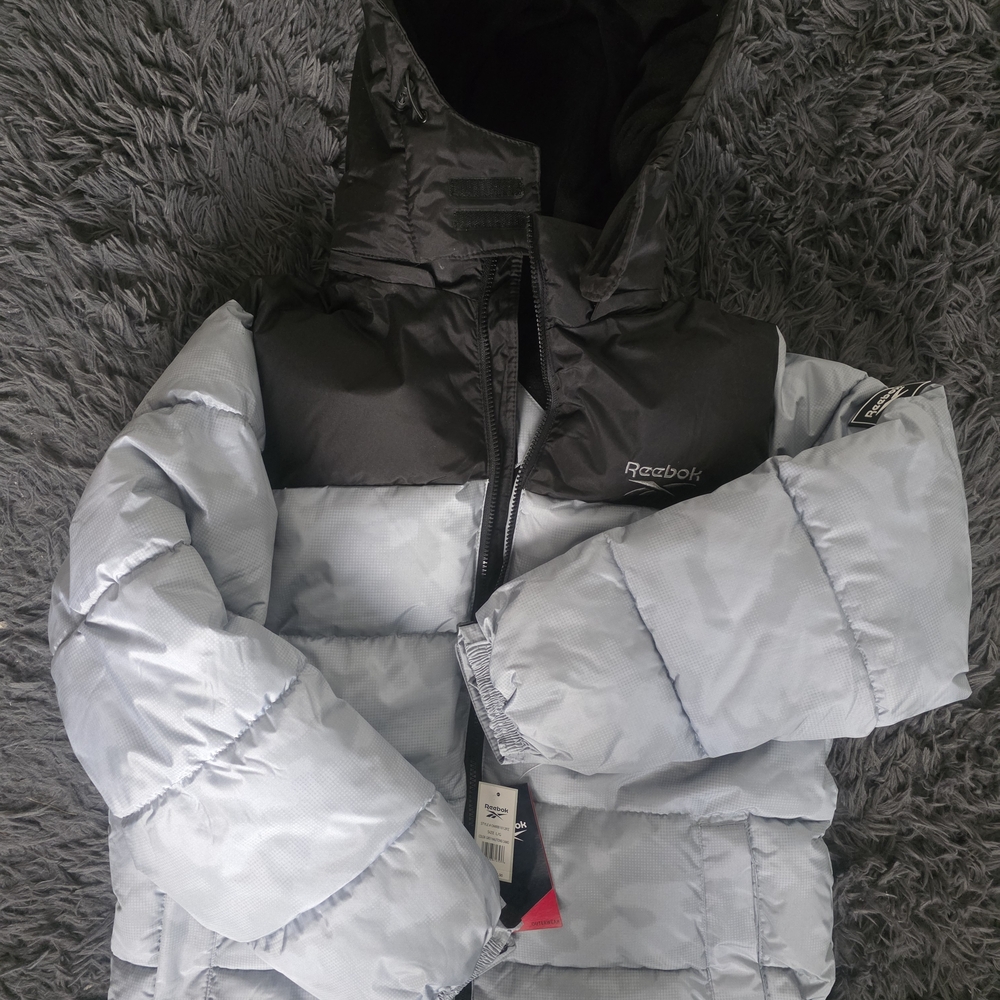 Reebok Men's Black and Gray Puffer Jacket